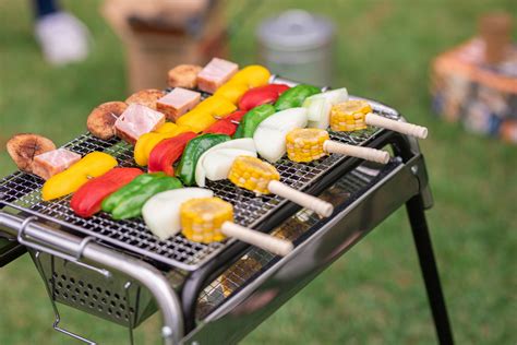 バーベキュー パイナップル 丸焼き|バーベキューのおすすめ野菜レシピと焼き方 